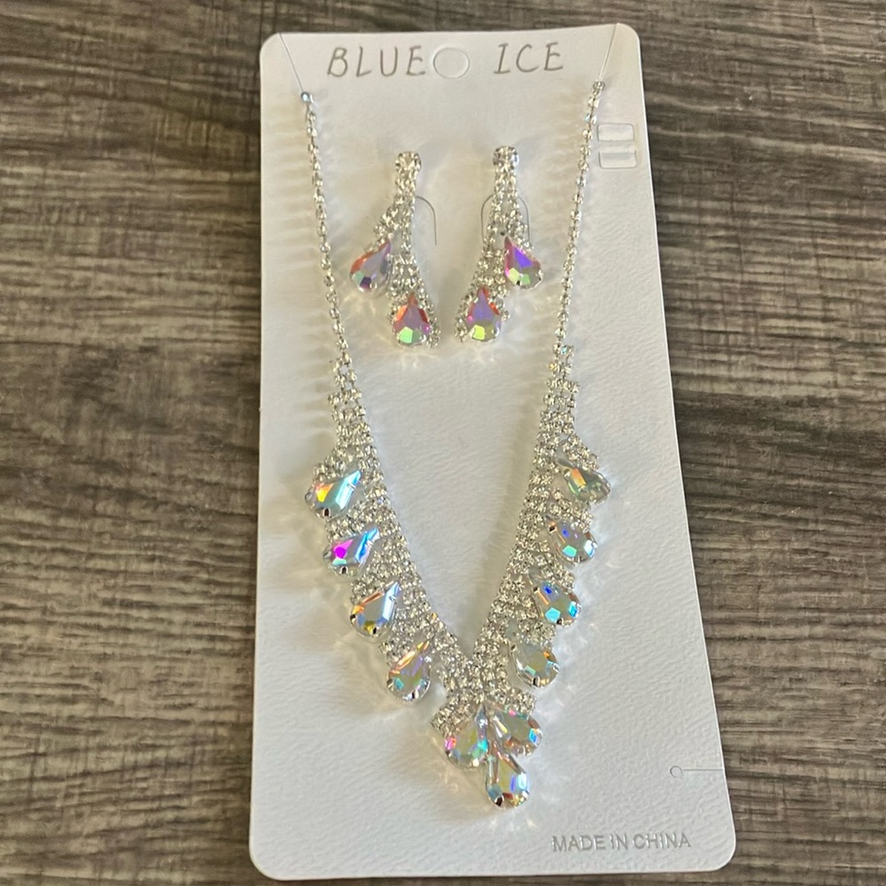 Silver Necklace and Earring Set